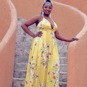 SHEIN Plus Size Halter Dress -4X